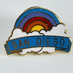 VTG San Diego California Rainbow Cloud Enamel Pinback Souvenir Travel Hat Pin